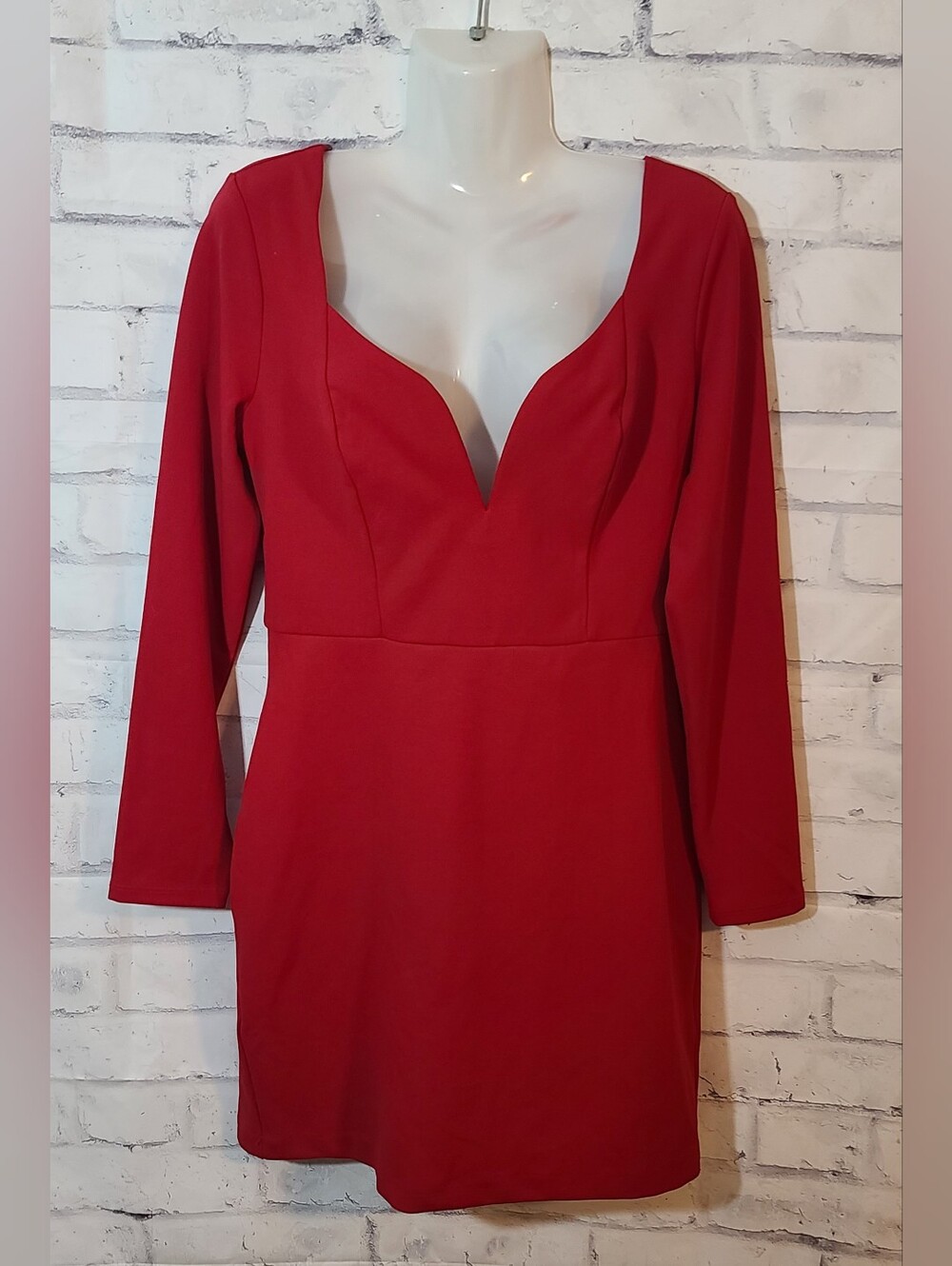 New Express Red Solid V-Neck Long Sleeve Mini Dress M Polyester Spandex Zip